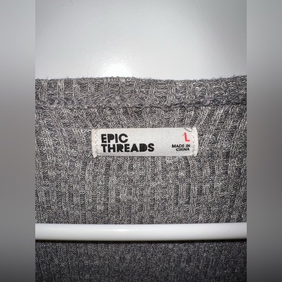 Grey Cardigan! - Picture 4 of 4